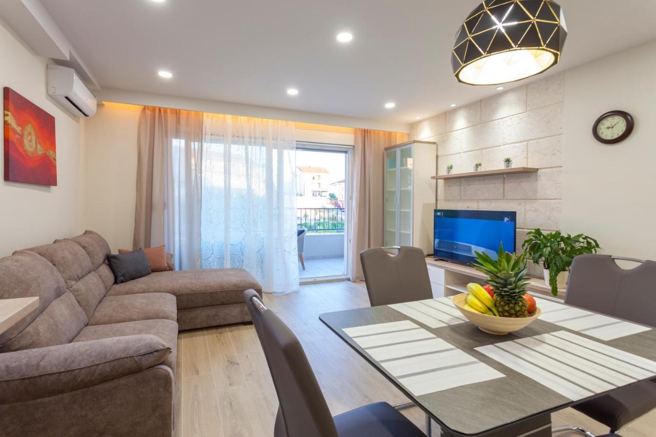 Center New Apartment Krivic Makarska Exterior photo